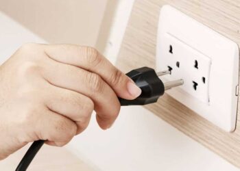 Truque simples para ECONOMIZAR ENERGIA em casa que você não conhecia