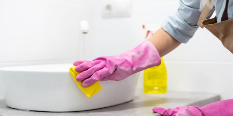 Este Truque Vai Deixar Seu Banheiro Impecável; Confira!