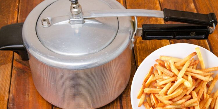 batata frita na panela de pressão