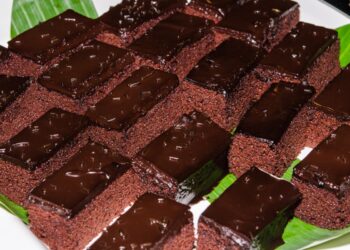 bolo gelado rápido de chocolate