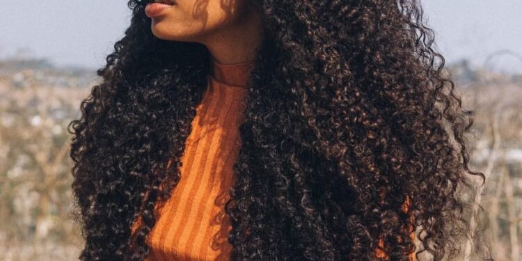 Modo Rapunzel ATIVAR! Adicione esse óleo ao seu Shampoo e o MILAGRE vai acontecer