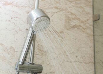 economizar água na hora do banho