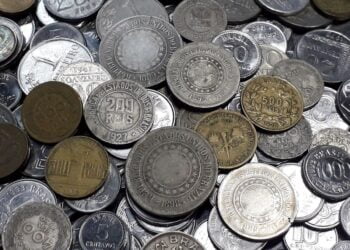 Essa MOEDA ANTIGA pode valer até R$18 MIL; você tem em casa?