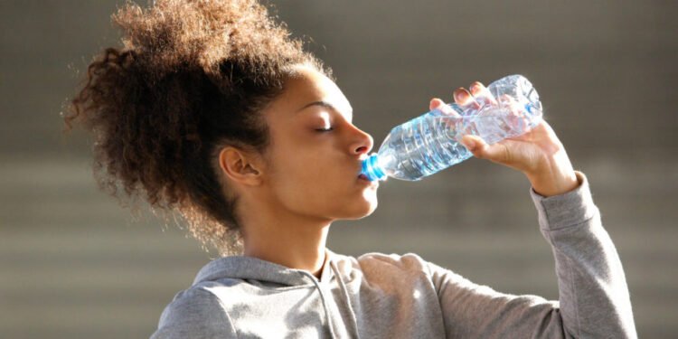 dicas para beber mais água