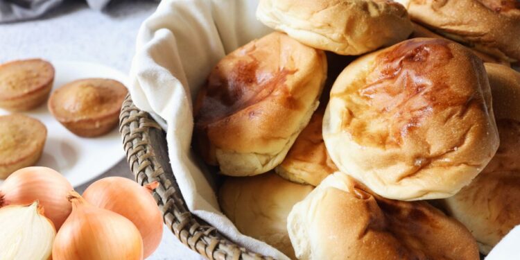 pão de cebola de liquidificador