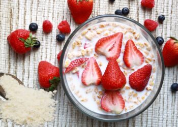 pavê de leite Ninho com morango