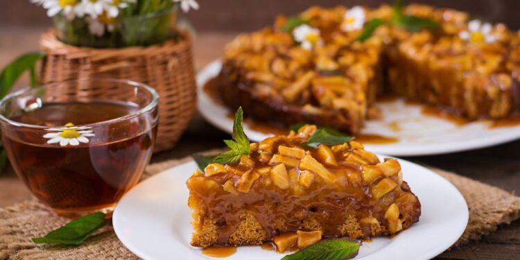 torta de maçã caramelizada