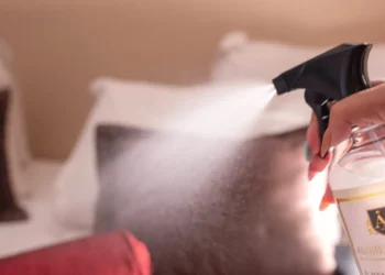 Receita rápida e prática: Água de passar roupa com um cheiro surpreendente!