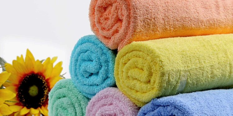 Aprenda a desencardir toalha de banho