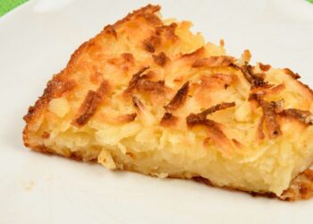 bolo de mandioca com requeijão