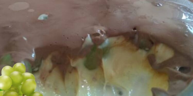 bombom de uva na travessa