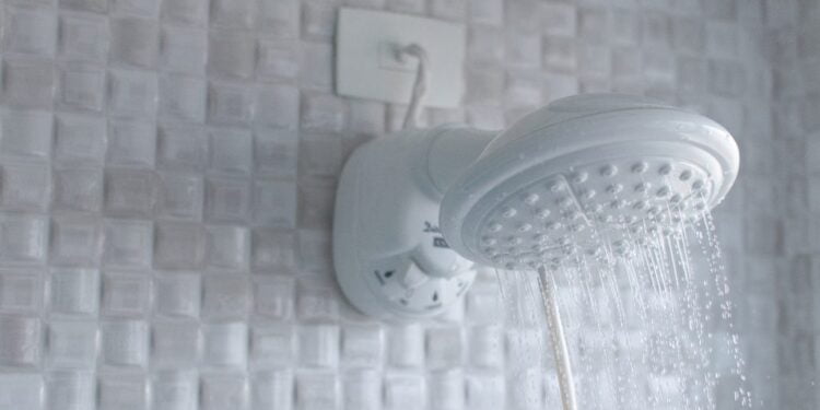 truques para tirar ar do chuveiro