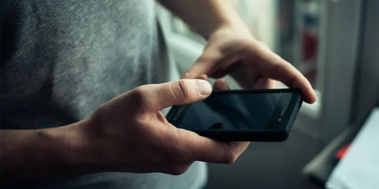 Descubra se o seu celular está sendo rastreado