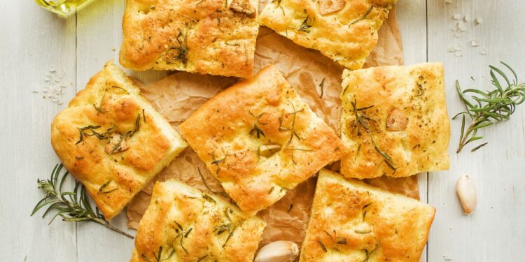 focaccia com ervas finas