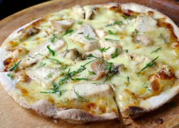 pizza fininha e crocante