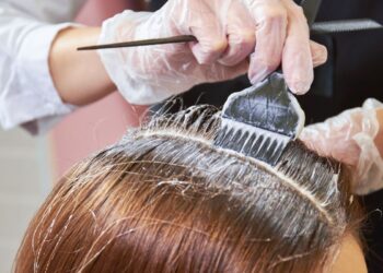 remover a tintura do cabelo em casa