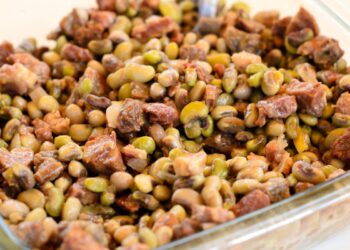 salada de feijão-fradinho