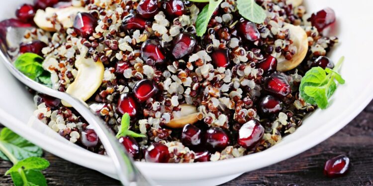 tabule de romã e quinoa