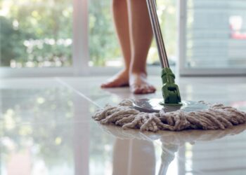 Como lavar o porcelanato sem riscar?