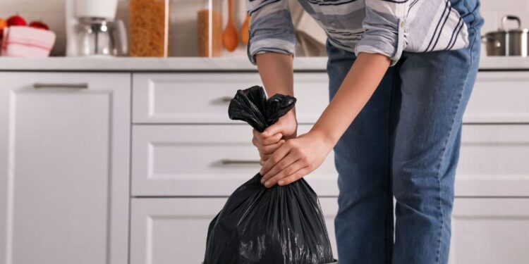 Como produzir menos lixo em casa? Confira!