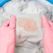 O Segredo para Remover Manchas das Roupas antes de Colocá-las na Máquina de Lavar