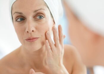 Faça seu BOTOX caseiro usando ANIS, elimine rugas e obtenha efeito lifting