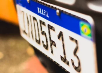Como rastrear a cidade de origem de um veículo pela placa Mercosul?
