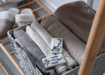 Veja como fazer sachês perfumados para o seu guarda-roupa