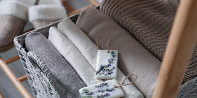Veja como fazer sachês perfumados para o seu guarda-roupa