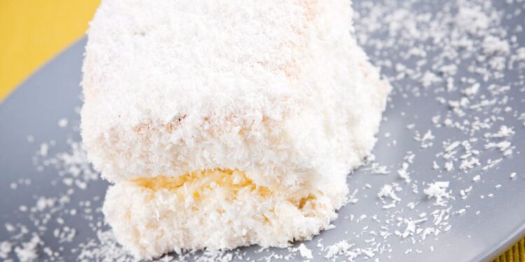 bolo de coco três leites