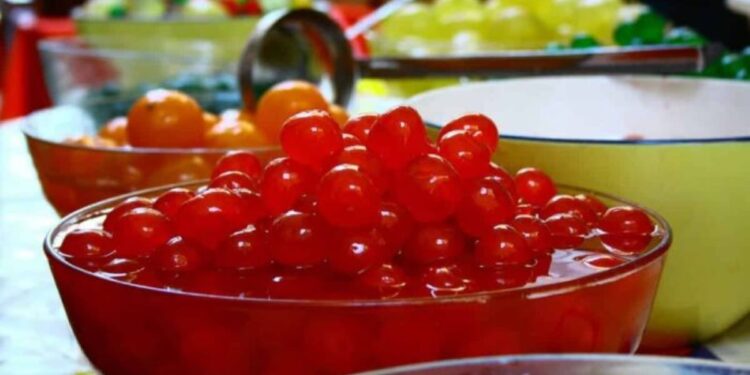 Cereja em calda é mesmo feita de chuchu?