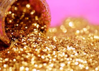 saiba como fazer glitter ecológico para o carnaval