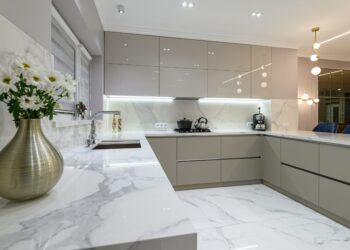 Cuidados indispensáveis com o mármore branco - deixe ele brilhando!