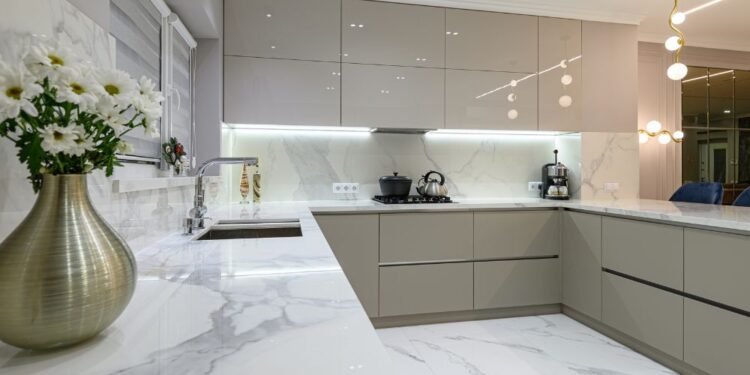 Cuidados indispensáveis com o mármore branco - deixe ele brilhando!