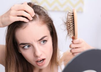 lavar o cabelo demais