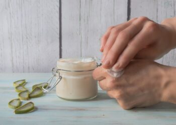 máscara clareadora caseira