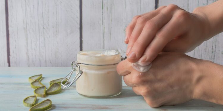 máscara clareadora caseira