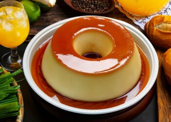 pudim de padaria com bolacha maisena