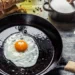 Truques para Fritar Ovos sem Sujeira no Fogão