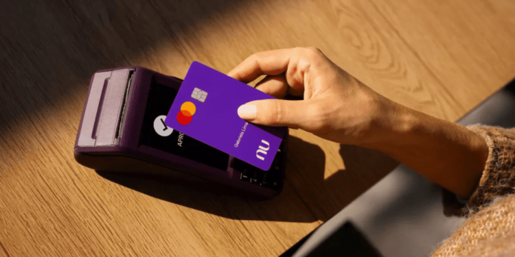 Nubank: Como adicionar Saldo na conta com o limite do cartão de crédito?