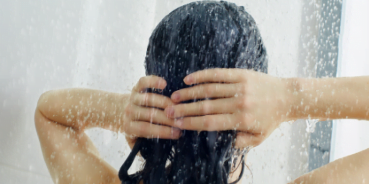 Lavar o cabelo todos os dias faz mal? Descubra agora!
