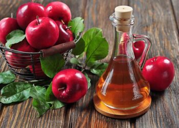 7 usos surpreendentes do vinagre de maçã que você precisa conhecer