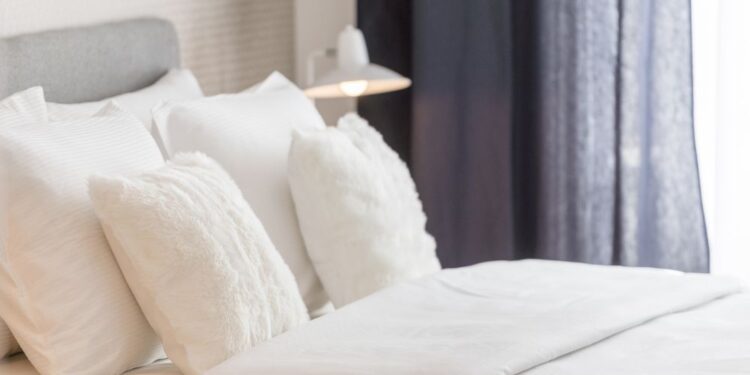 Cama de hotel em casa: Como atingir esse resultado?