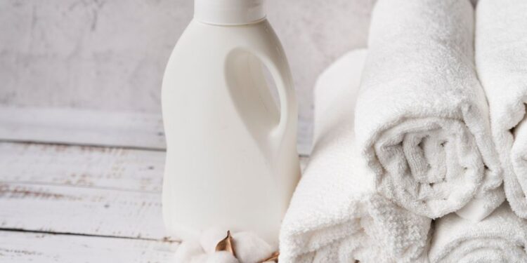 Como deixar a roupa com o cheiro do amaciante?