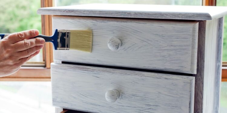 Como pintar móveis corretamente?