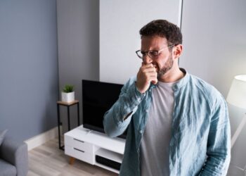 Ar-condicionado com cheiro ruim? Veja o que fazer