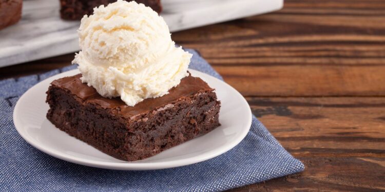 bolo gelado rápido de chocolate