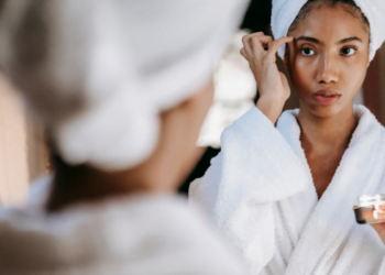 Dicas Simples para prevenir a perda de colágeno e manter a pele jovem