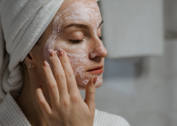 Retarde o ENVELHECIMENTO de sua pele com esta super dicas