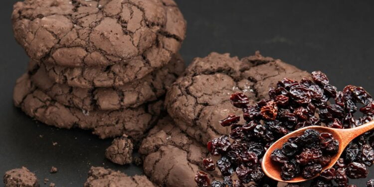 cookies de chocolate com uvas-passas